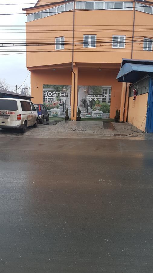 Hostel Ruxandra Focsani Exterior photo